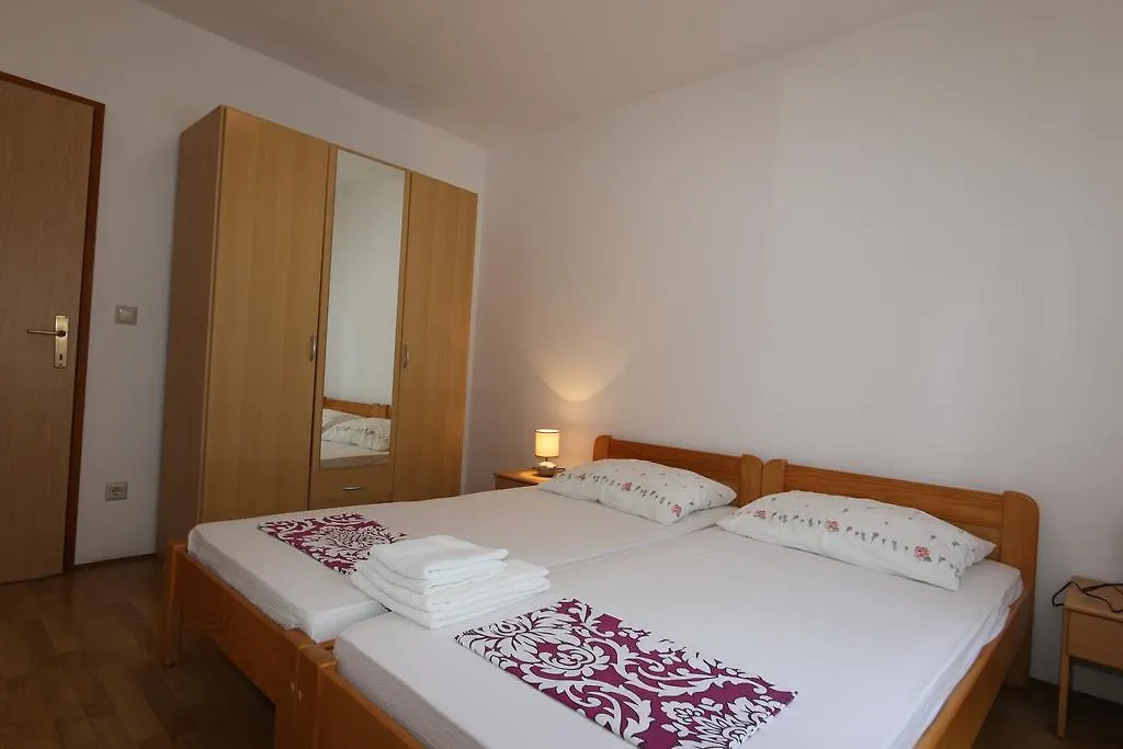 Apartments Estee Soline Soline  Soline (Krk)